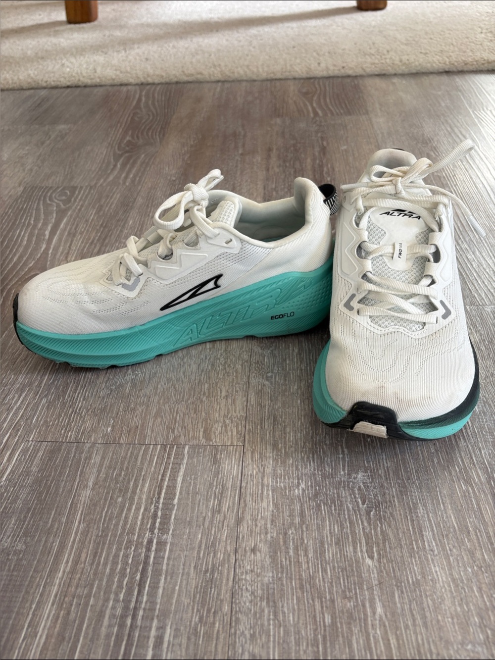 Altra FWD VIA - White and Teal Cushioned Running Sneakers